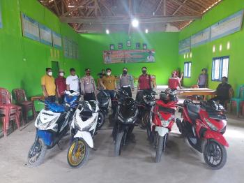 Polsek Seputih Surabaya Mengamankan Pelaku Sindikat STNK Palsu, 21 Unit Motor Bodong Disita